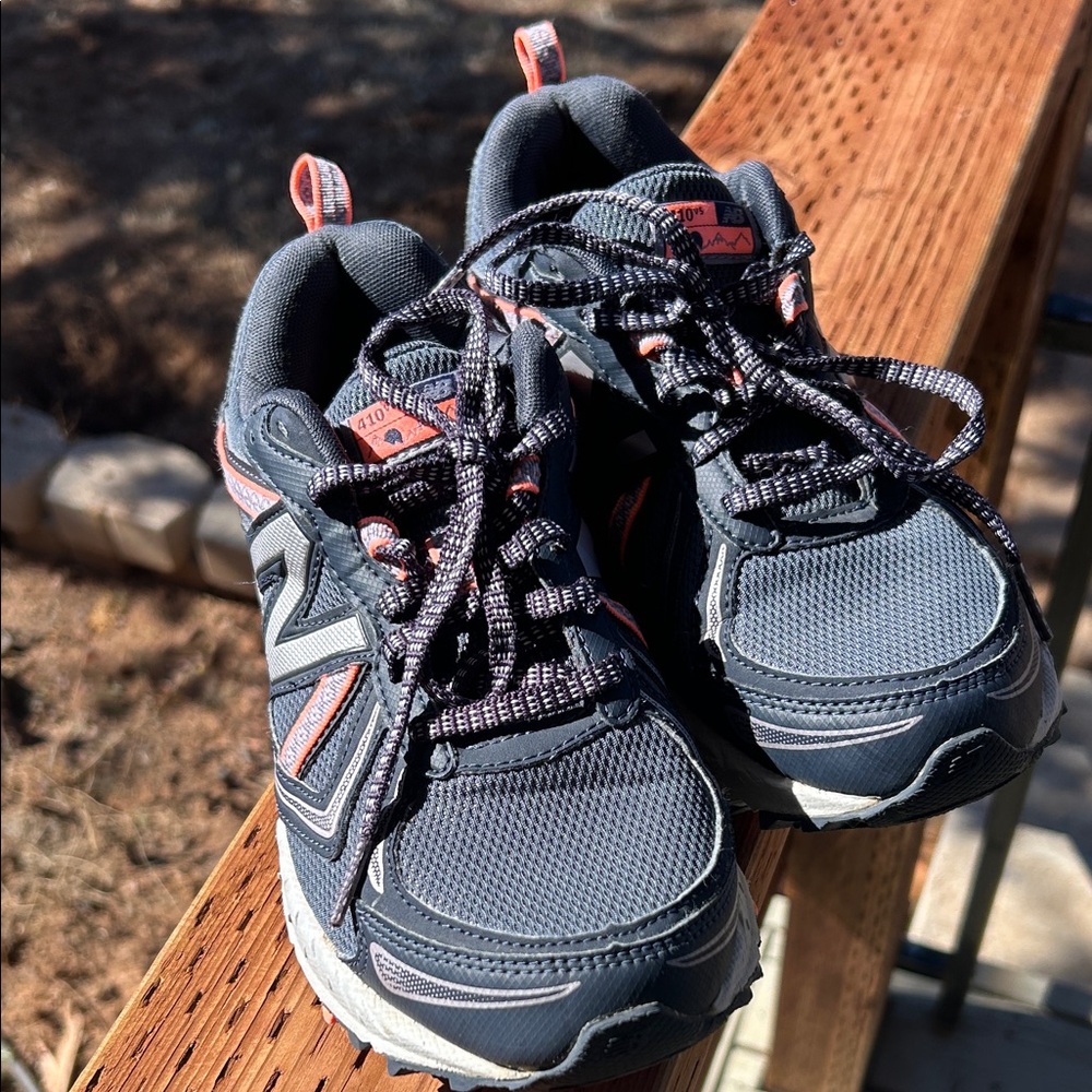 New Balance  410 v5 Dark Gray and Orange Trail Running Shoes